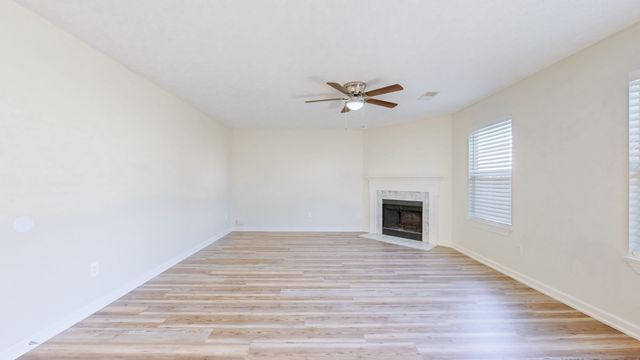 2131 Carlton Ln, Thompsons Station, TN 37179