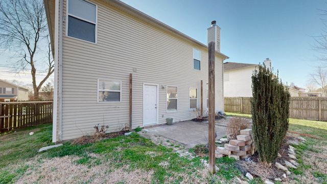 2131 Carlton Ln, Thompsons Station, TN 37179