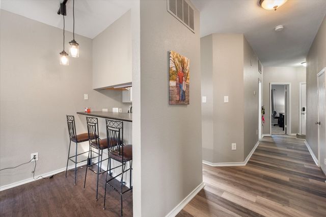 1933 Island Circle A201, Tool, TX 75143