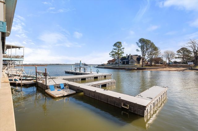 1933 Island Circle A201, Tool, TX 75143