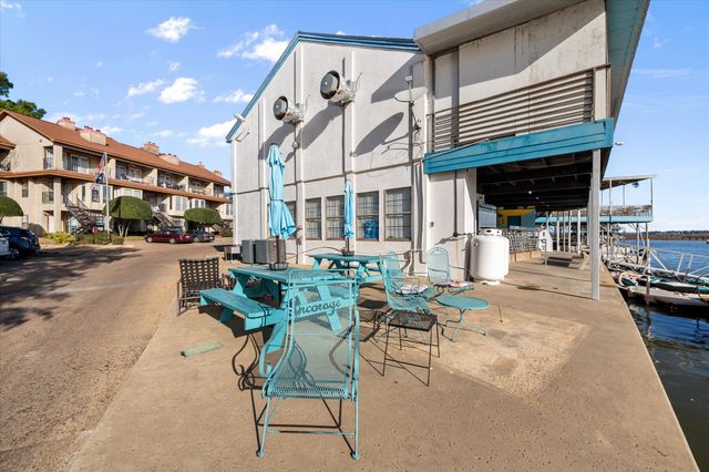 1933 Island Circle A201, Tool, TX 75143