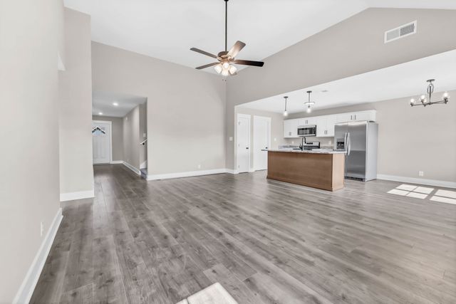 375 Hereford Farms, Clarksville, TN 37043