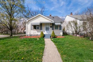 615 Lenox Avenue, Pontiac, MI 48340