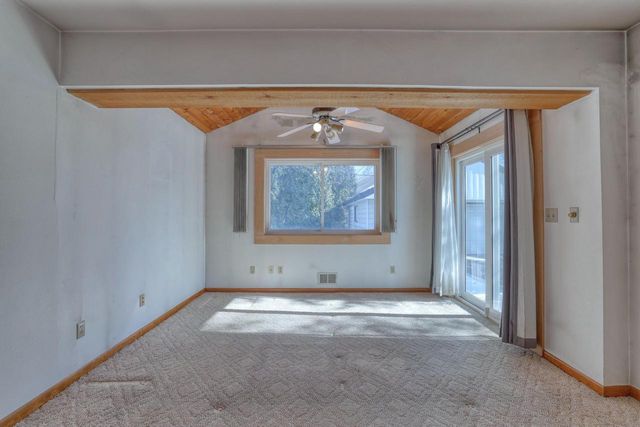 2880 S 98th STREET, West Allis, WI 53227