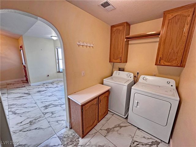 1320 Whitman Avenue, Pahrump, NV 89048