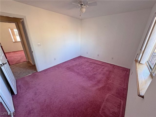 1320 Whitman Avenue, Pahrump, NV 89048