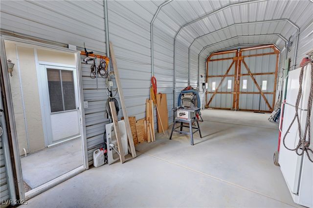 1320 Whitman Avenue, Pahrump, NV 89048