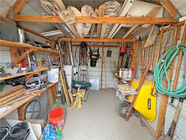 1320 Whitman Avenue, Pahrump, NV 89048