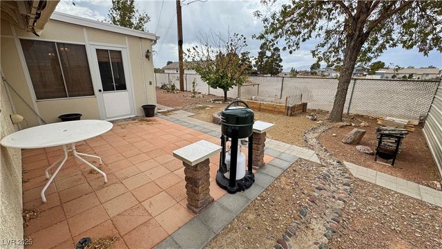 1320 Whitman Avenue, Pahrump, NV 89048