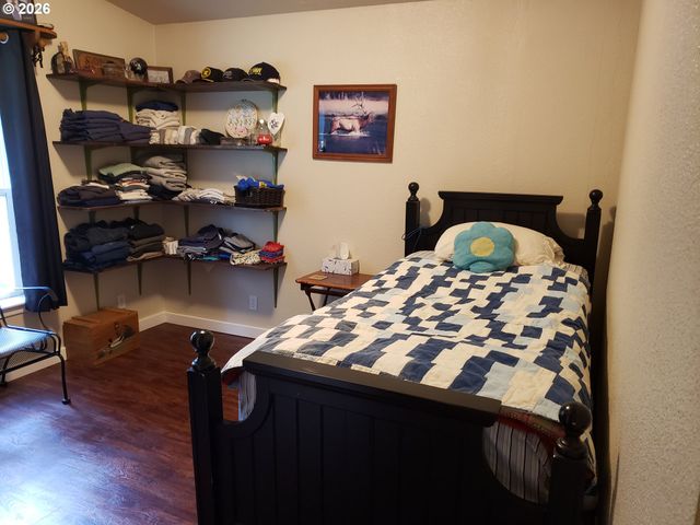 86449 CROFT LAKE Ln, Bandon, OR 97411