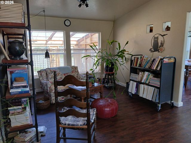 86449 CROFT LAKE Ln, Bandon, OR 97411