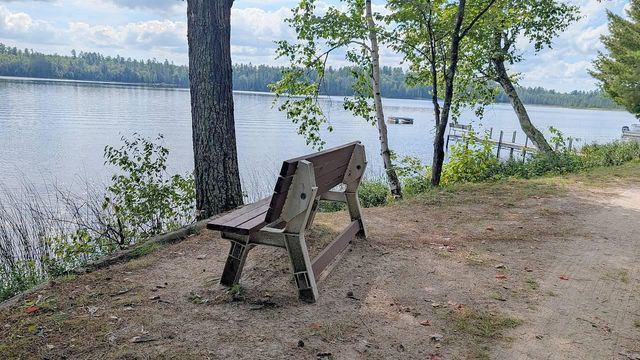 8450 Vermilion Drive, Cook, MN 55723