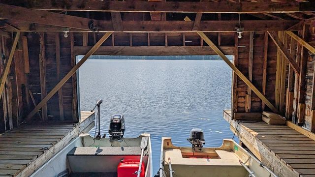 8450 Vermilion Drive, Cook, MN 55723