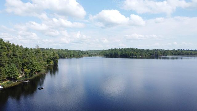 8450 Vermilion Drive, Cook, MN 55723