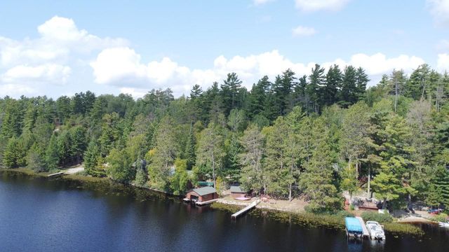 8450 Vermilion Drive, Cook, MN 55723