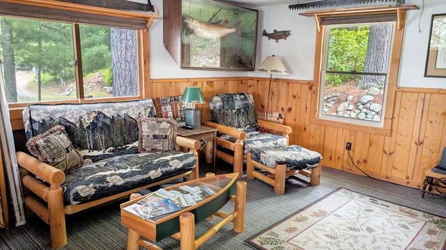 8450 Vermilion Drive, Cook, MN 55723