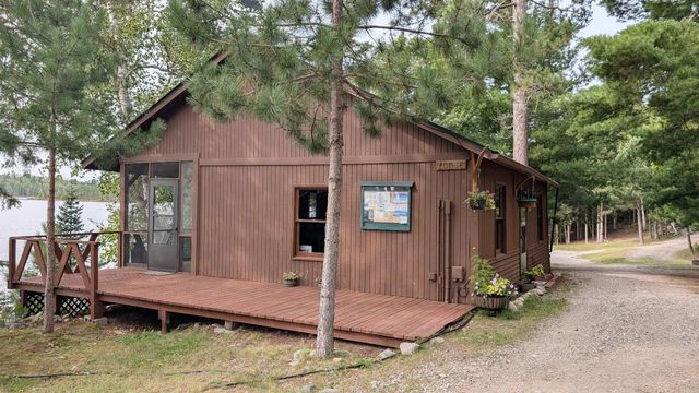 8450 Vermilion Drive, Cook, MN 55723