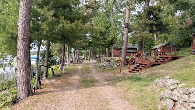 8450 Vermilion Drive, Cook, MN 55723