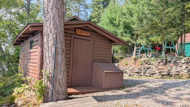 8450 Vermilion Drive, Cook, MN 55723