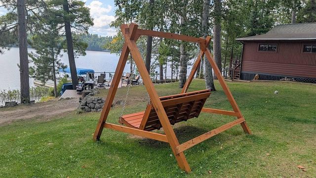 8450 Vermilion Drive, Cook, MN 55723