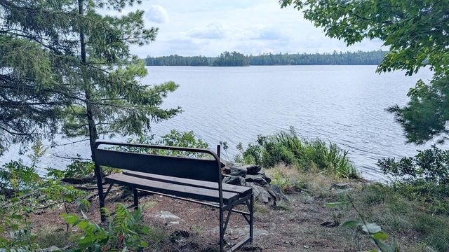 8450 Vermilion Drive, Cook, MN 55723