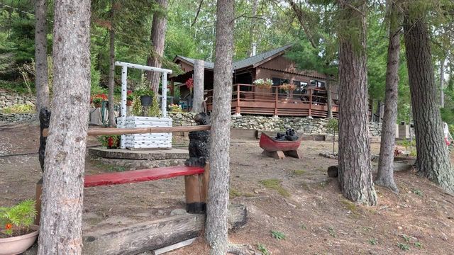 8450 Vermilion Drive, Cook, MN 55723