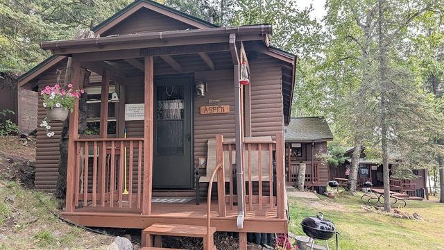 8450 Vermilion Drive, Cook, MN 55723