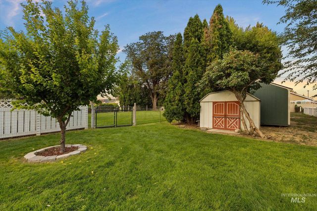 20 N Jefferson St, Nampa, ID 83651