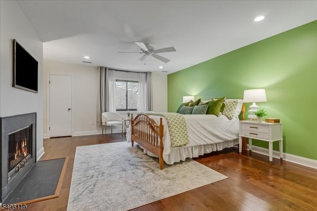 9 Cerone Ct, West Orange Twp., NJ 07052