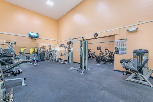 9 Cerone Ct, West Orange Twp., NJ 07052