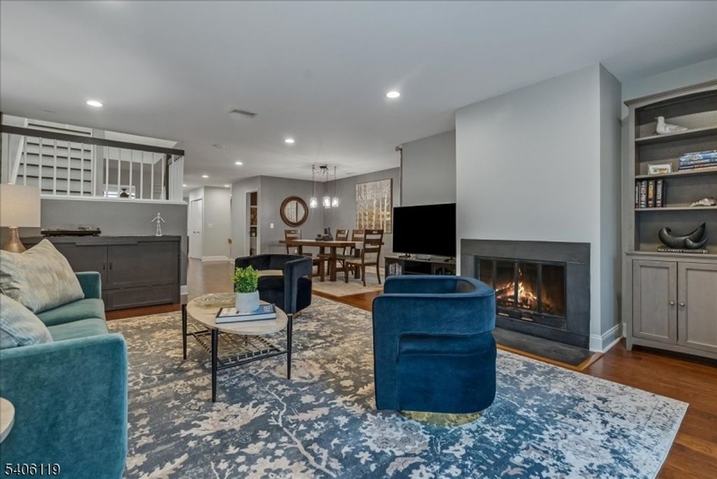 9 Cerone Ct, West Orange Twp., NJ 07052