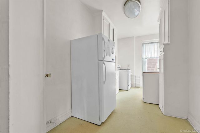 109-14 Ascan Avenue 5A, Forest Hills, NY 11375
