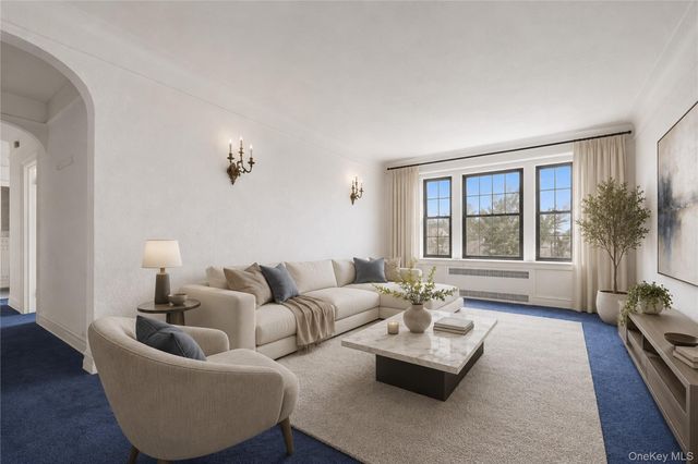 109-14 Ascan Avenue 5A, Forest Hills, NY 11375
