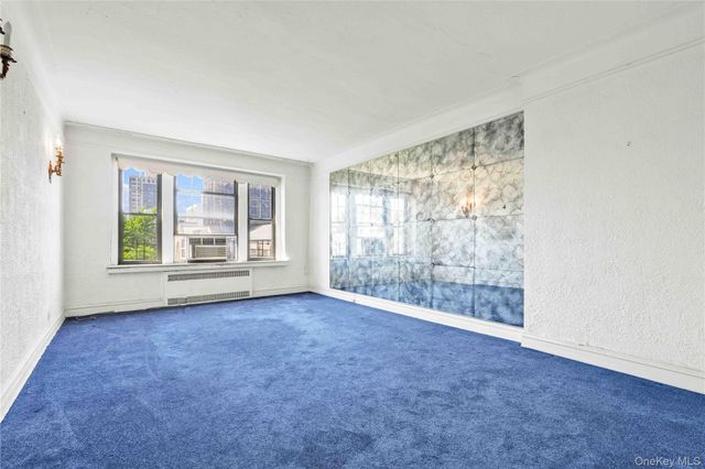 109-14 Ascan Avenue 5A, Forest Hills, NY 11375