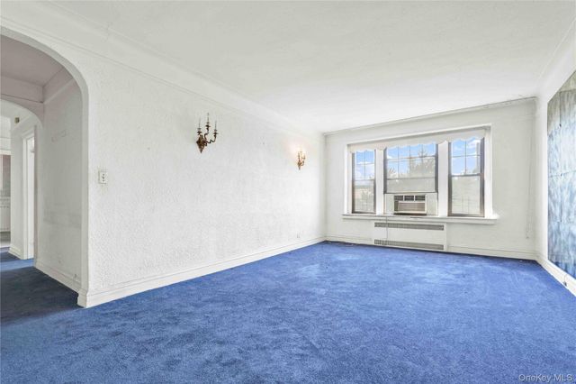109-14 Ascan Avenue 5A, Forest Hills, NY 11375