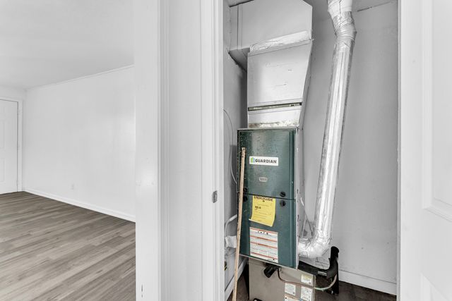 939 N Brown Avenue, Springfield, MO 65802