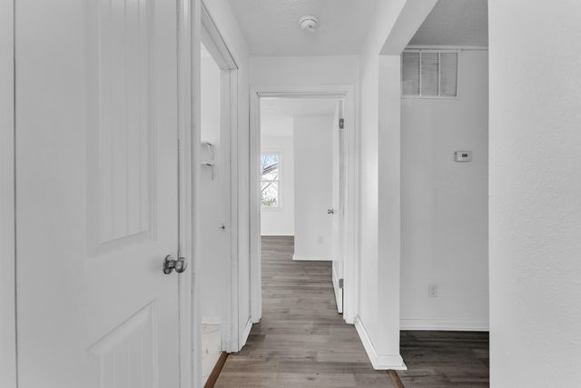 939 N Brown Avenue, Springfield, MO 65802