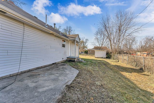 939 N Brown Avenue, Springfield, MO 65802