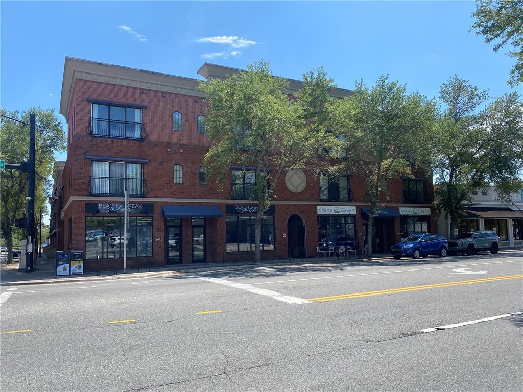 20 SW 6TH STREET 203, Gainesville, FL 32601