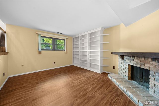 1220 Forest Trails Court, Fenton, MO 63026