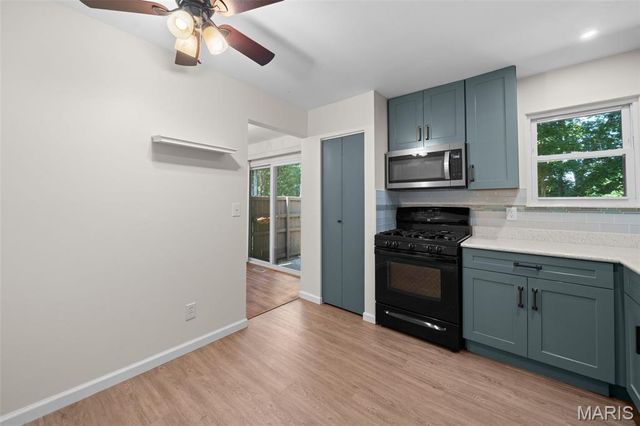 1220 Forest Trails Court, Fenton, MO 63026
