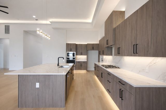 2012 Nichole Boulevard, Pottsboro, TX 75076