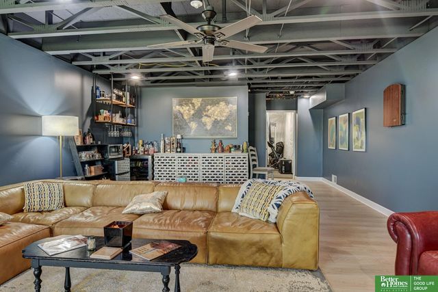 11961 S 113 Avenue, Papillion, NE 68046