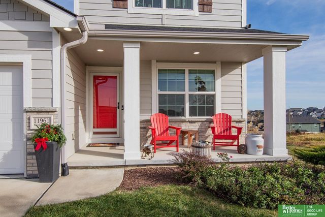 11961 S 113 Avenue, Papillion, NE 68046