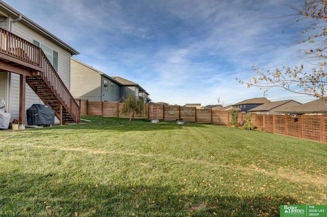 11961 S 113 Avenue, Papillion, NE 68046