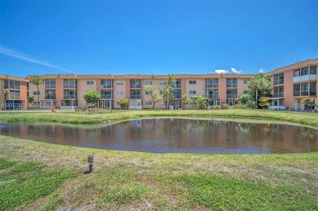 4101 NW 26th St 158, Lauderhill, FL 33313