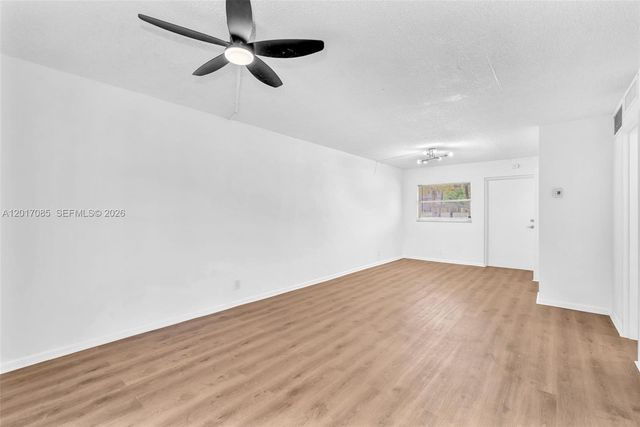 4101 NW 26th St 158, Lauderhill, FL 33313