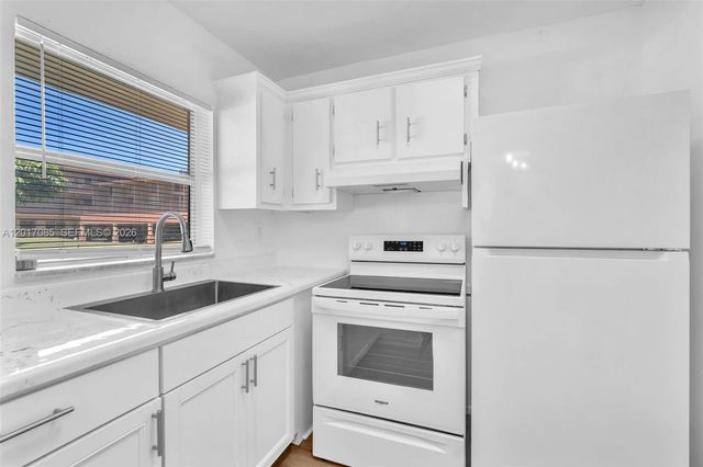 4101 NW 26th St 158, Lauderhill, FL 33313