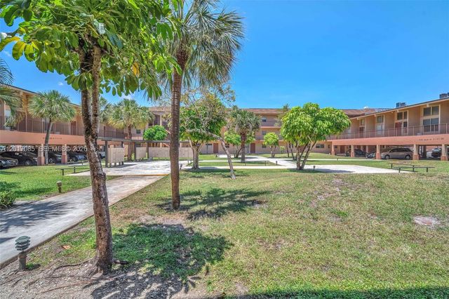 4101 NW 26th St 158, Lauderhill, FL 33313