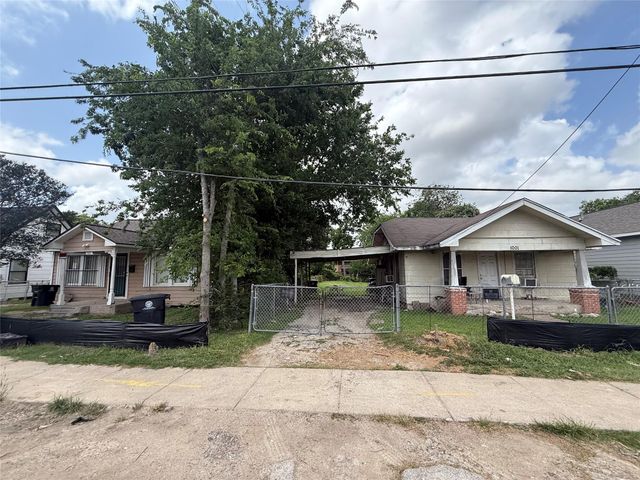1001 Booth Street, Houston, TX 77009
